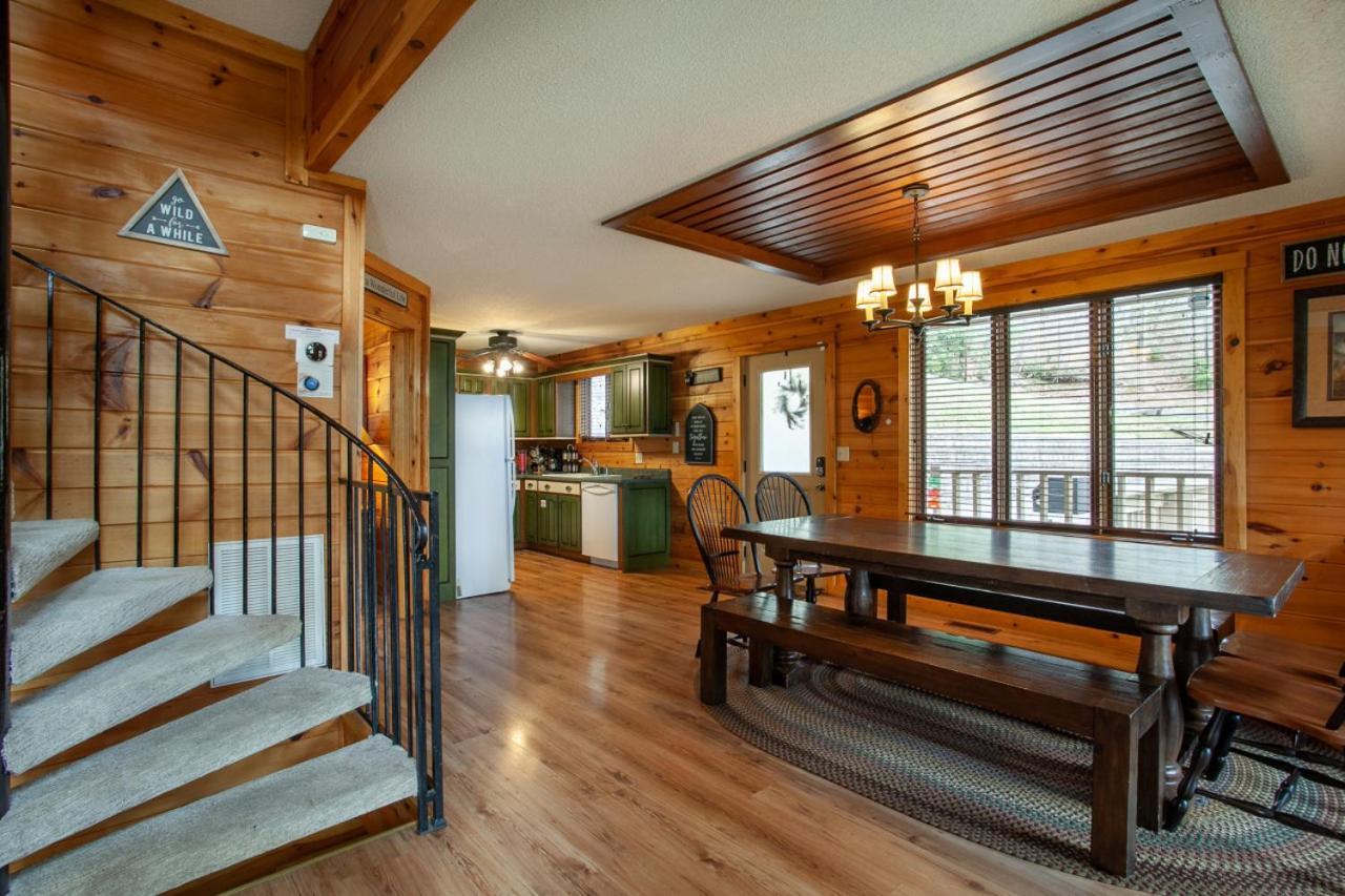 Bear Crossing Mtn View Game Room Gatlinburg Extérieur photo