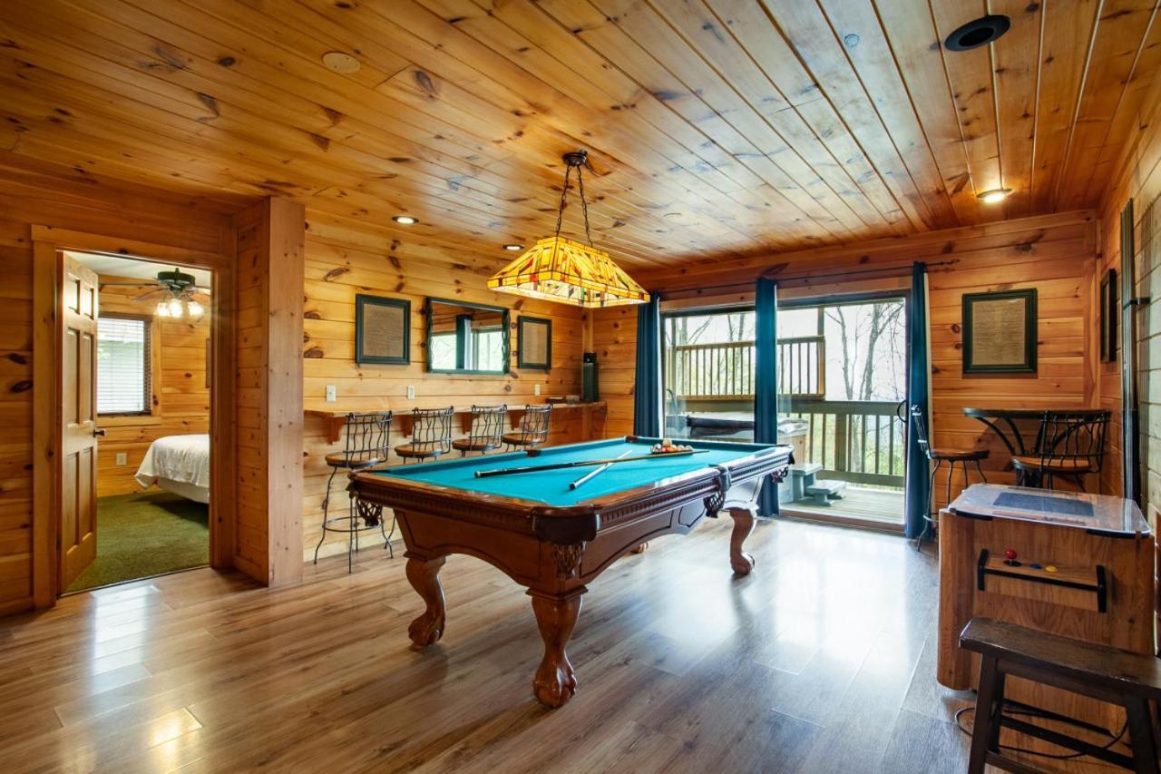 Bear Crossing Mtn View Game Room Gatlinburg Extérieur photo