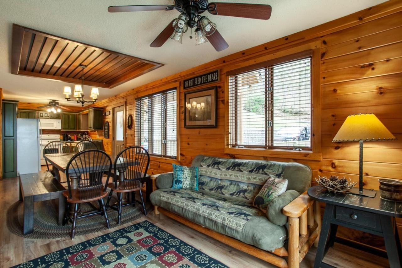 Bear Crossing Mtn View Game Room Gatlinburg Extérieur photo