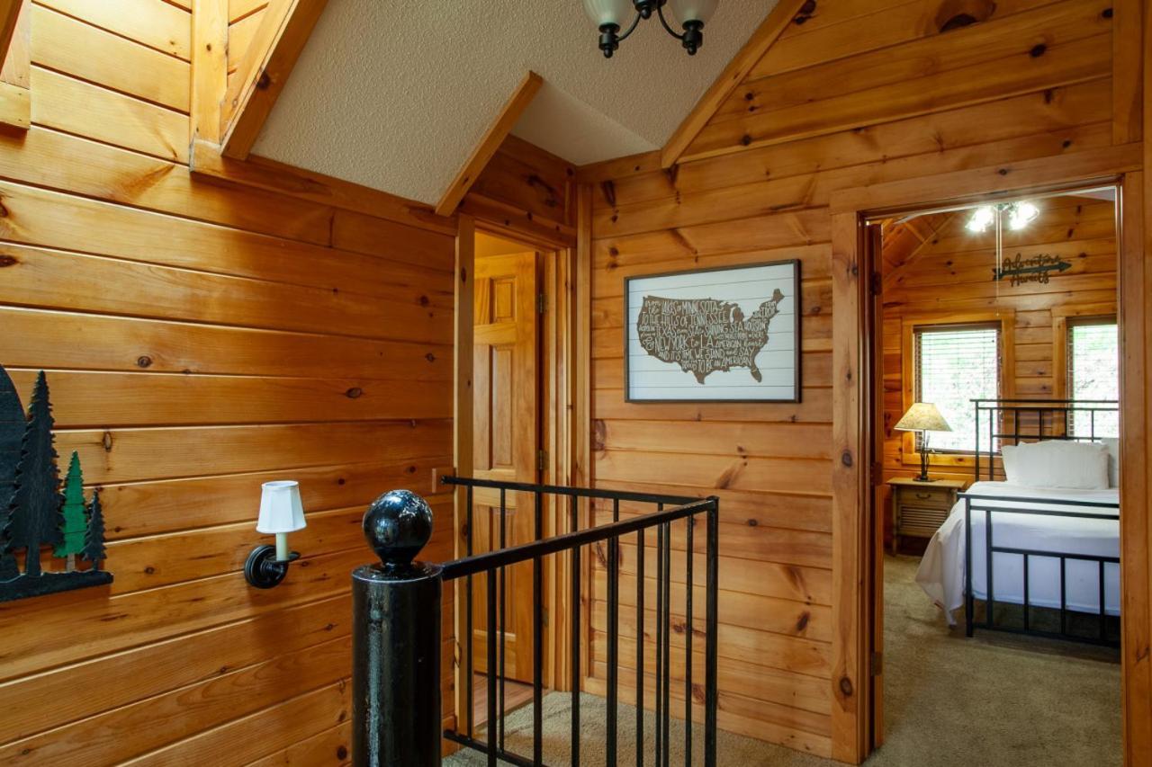 Bear Crossing Mtn View Game Room Gatlinburg Extérieur photo