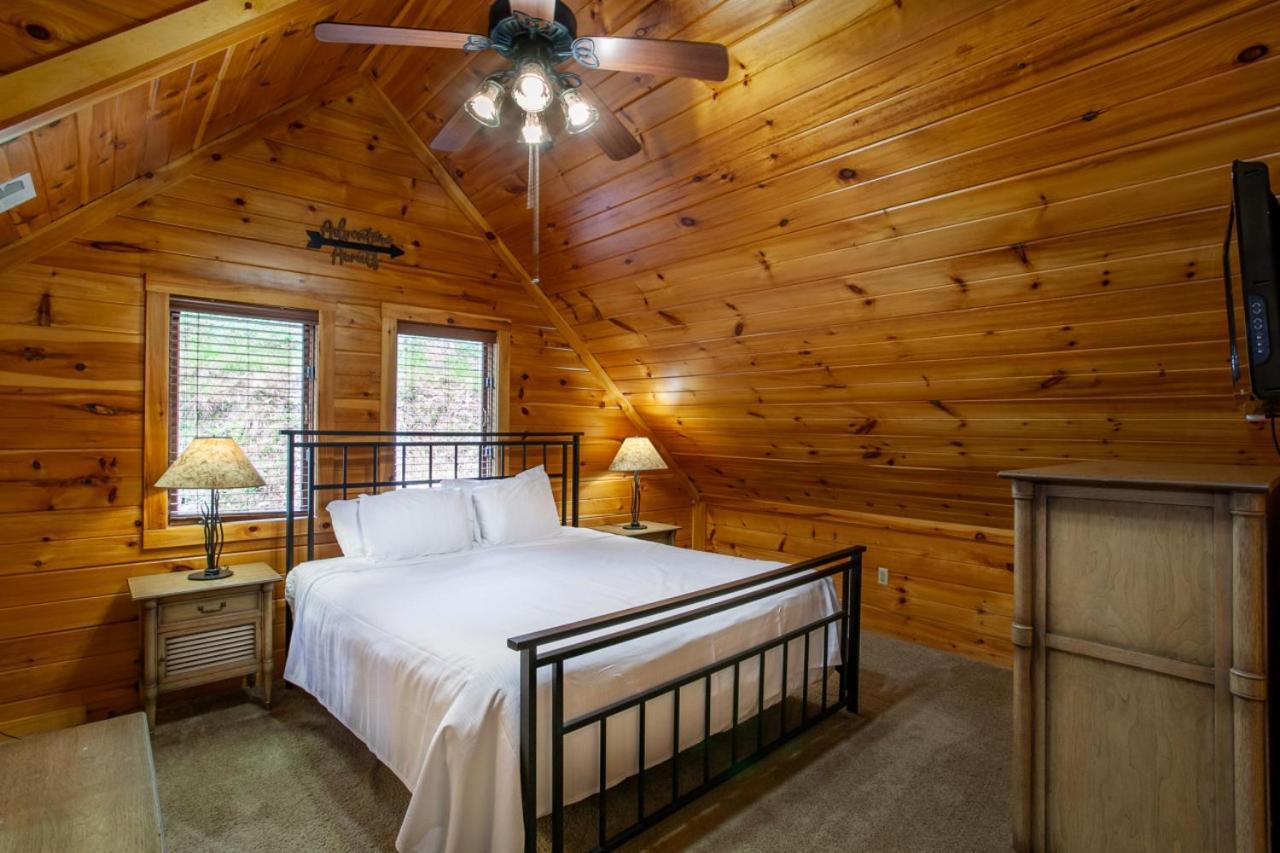 Bear Crossing Mtn View Game Room Gatlinburg Extérieur photo
