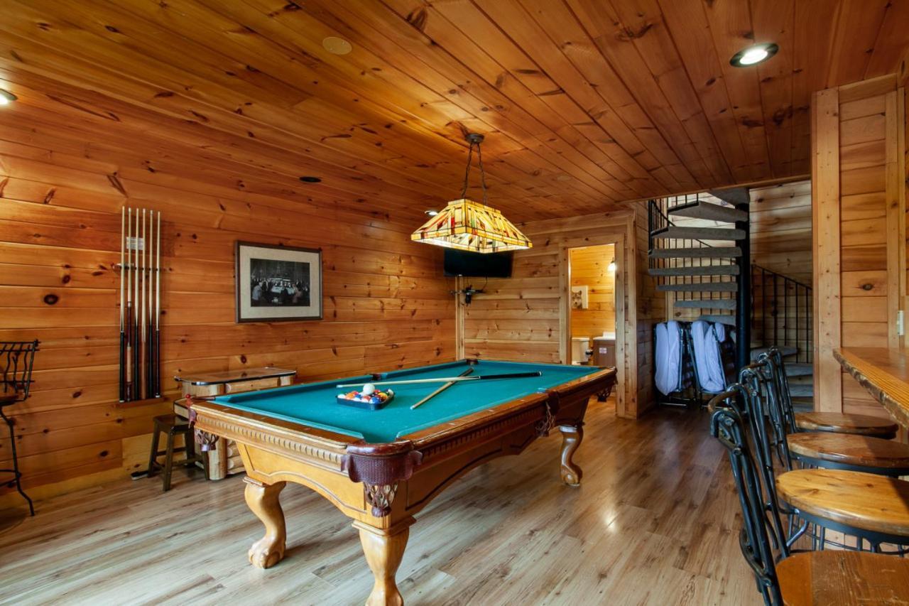 Bear Crossing Mtn View Game Room Gatlinburg Extérieur photo