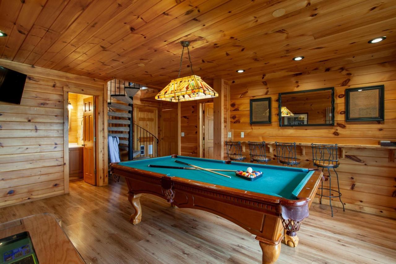 Bear Crossing Mtn View Game Room Gatlinburg Extérieur photo